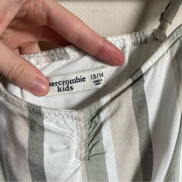 Abercrombie Kids Striped Multicolor Bow Romper 13/14 - Picture 5 of 7